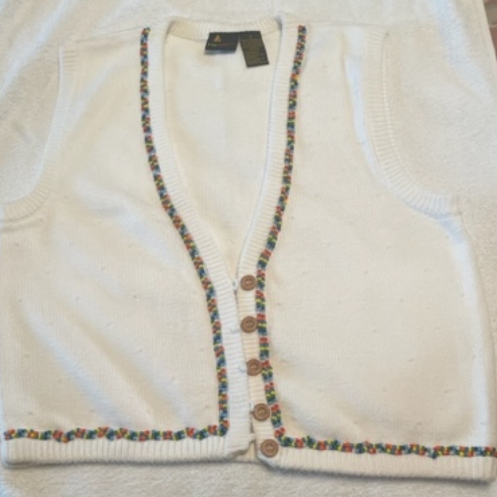 Liz Claiborne Sweater vest White with beaded detail Size S